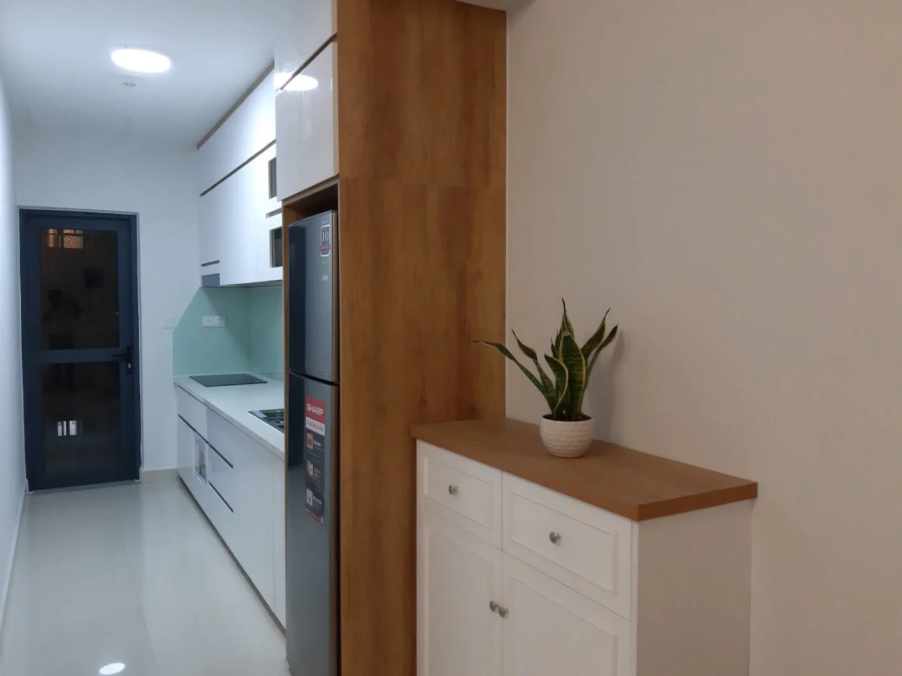 Bếp căn bộ 84m2 2 ph&ograve;ng ngủ 2 vệ sinh đầy đủ nội thất